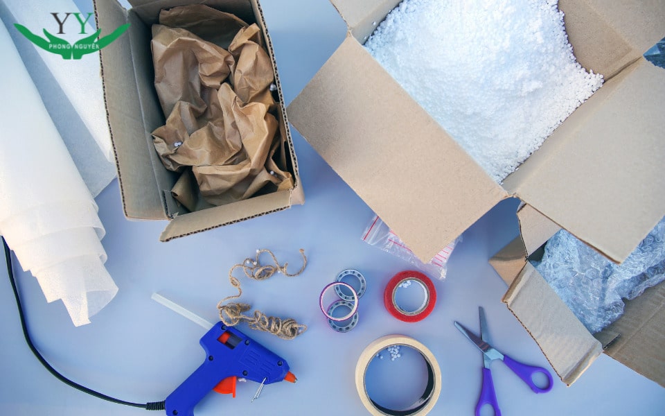 packing fragile items materials