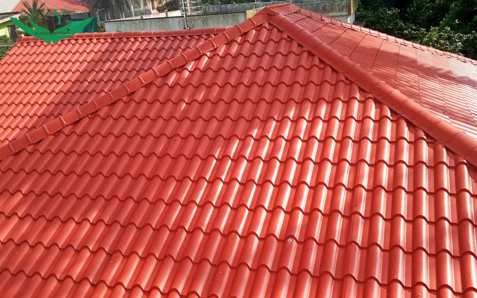 meta roof tiles